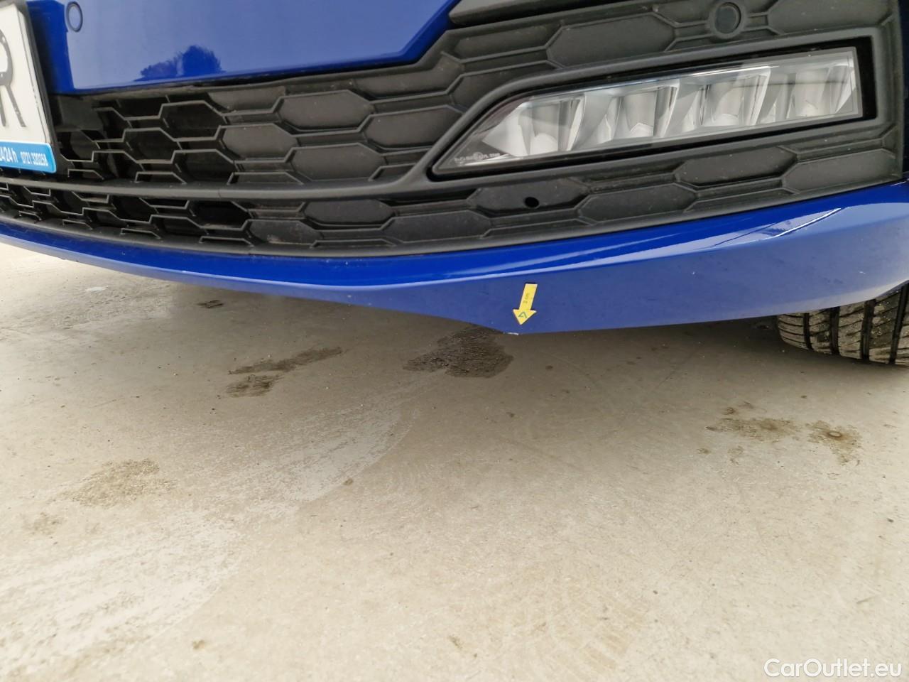  Skoda  Octavia 2.0 TDI 150CP Ambition DSG #8