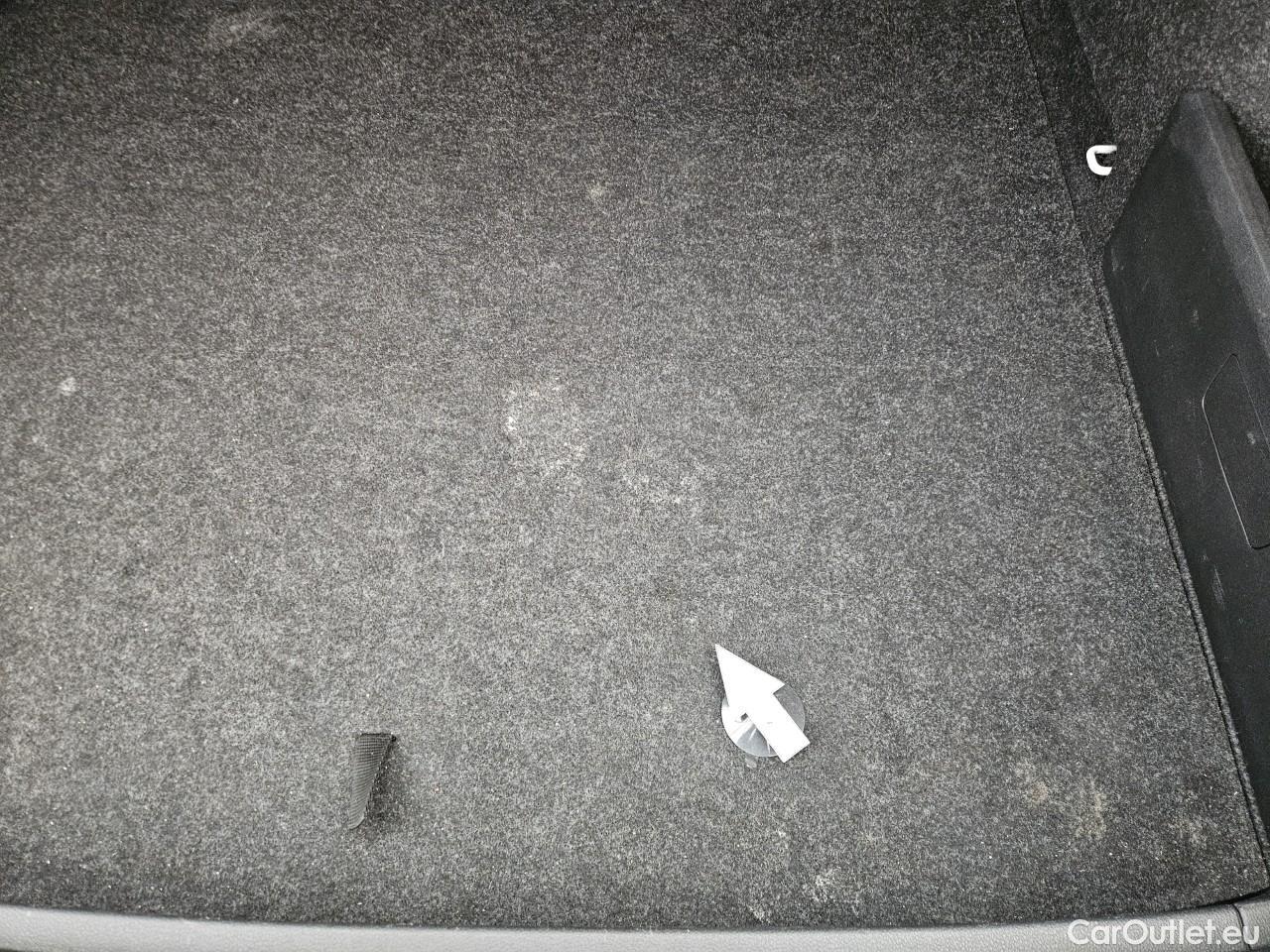  Skoda  Octavia 2.0 TDI 115CP Ambition Combi #34