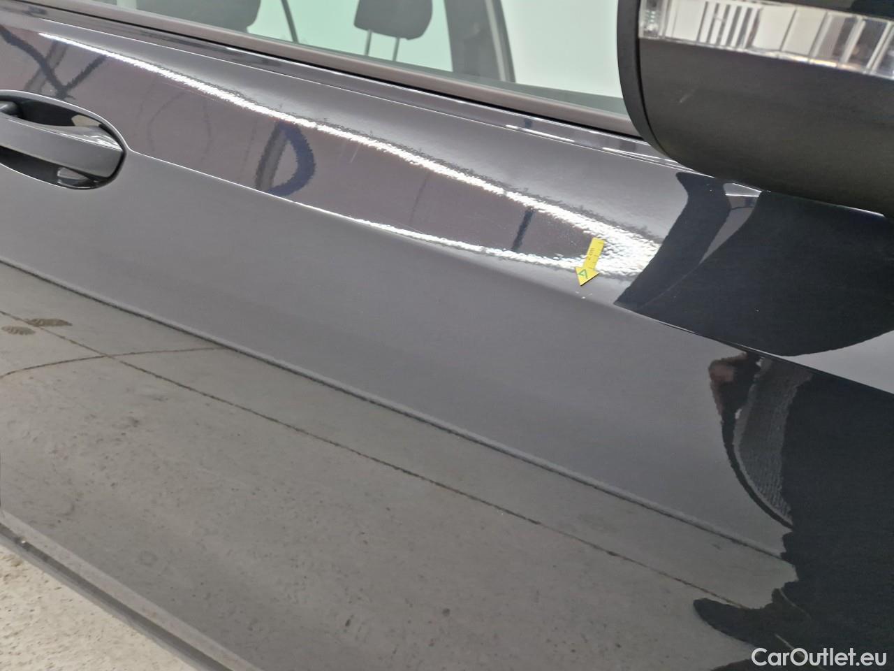  Volkswagen  Golf  2.0 TDI 116HP DSG Life Variant #17