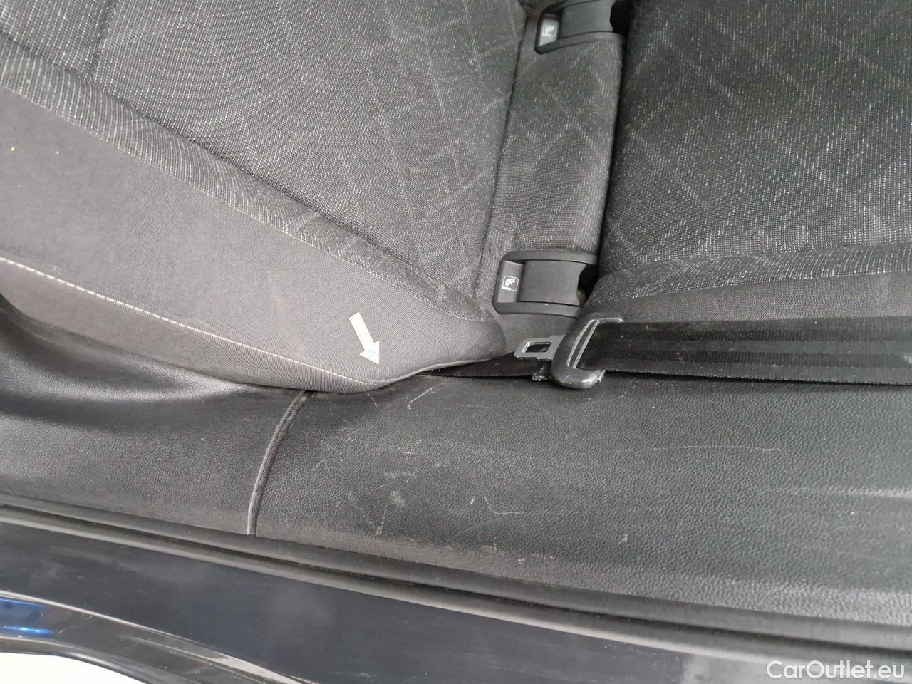  Volkswagen  Golf  2.0 TDI 116HP DSG Life Variant #39