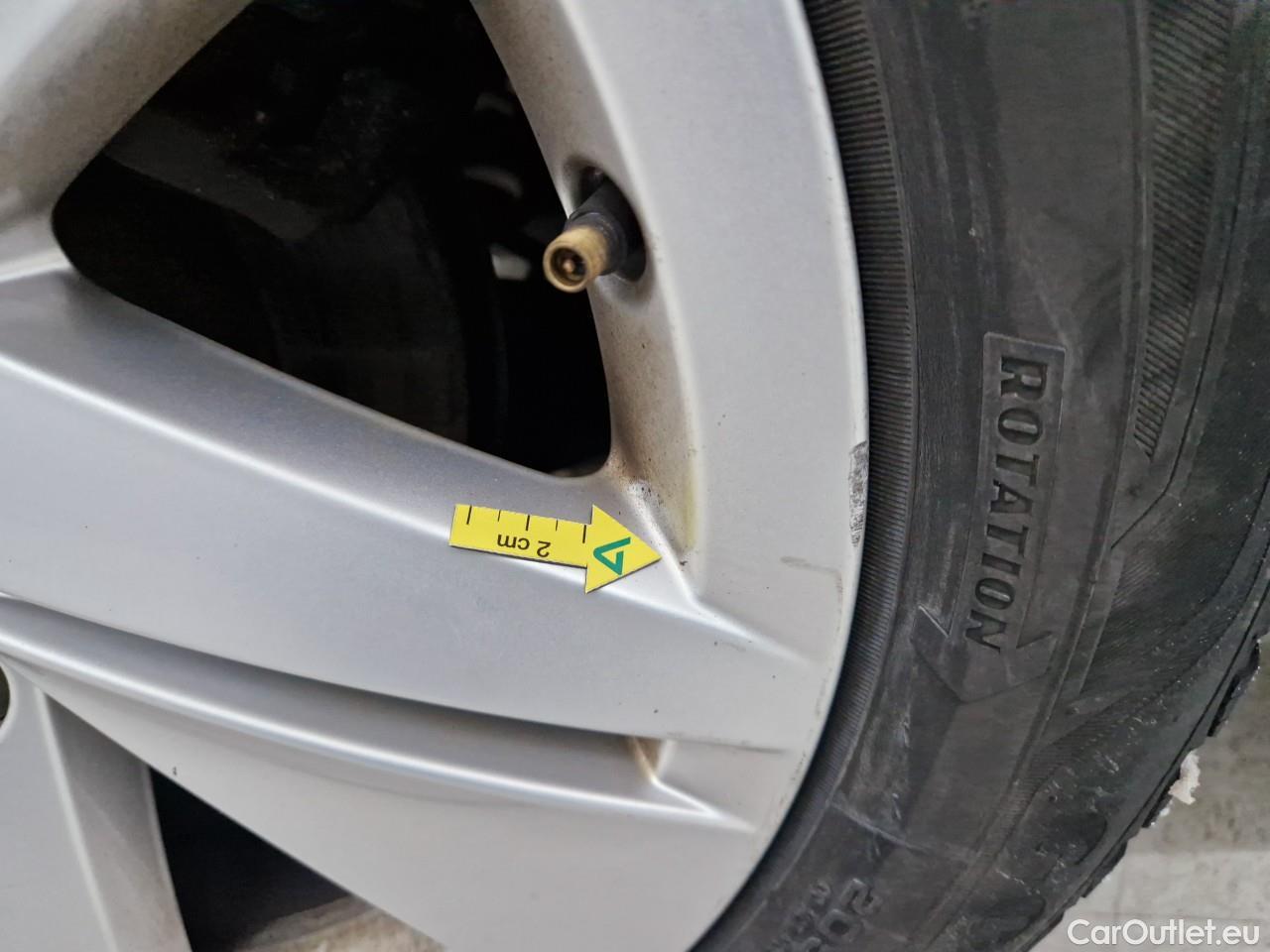  Volkswagen  Golf  2.0 TDI 116HP DSG Life Variant #23