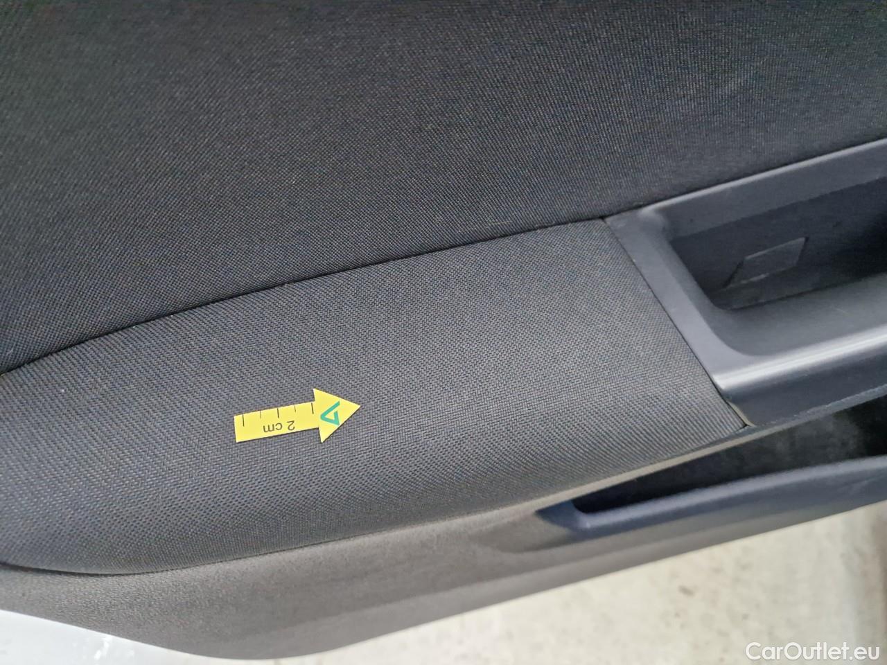  Volkswagen  Golf  2.0 TDI 116HP DSG Life Variant #27