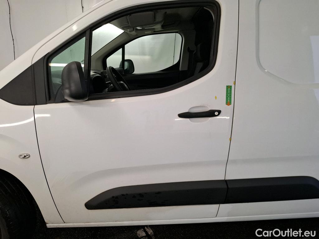  Citroen  Berlingo  Fourgon Club XL 950 1.5 BlueHDi 100CV BVM5 E6dT #4