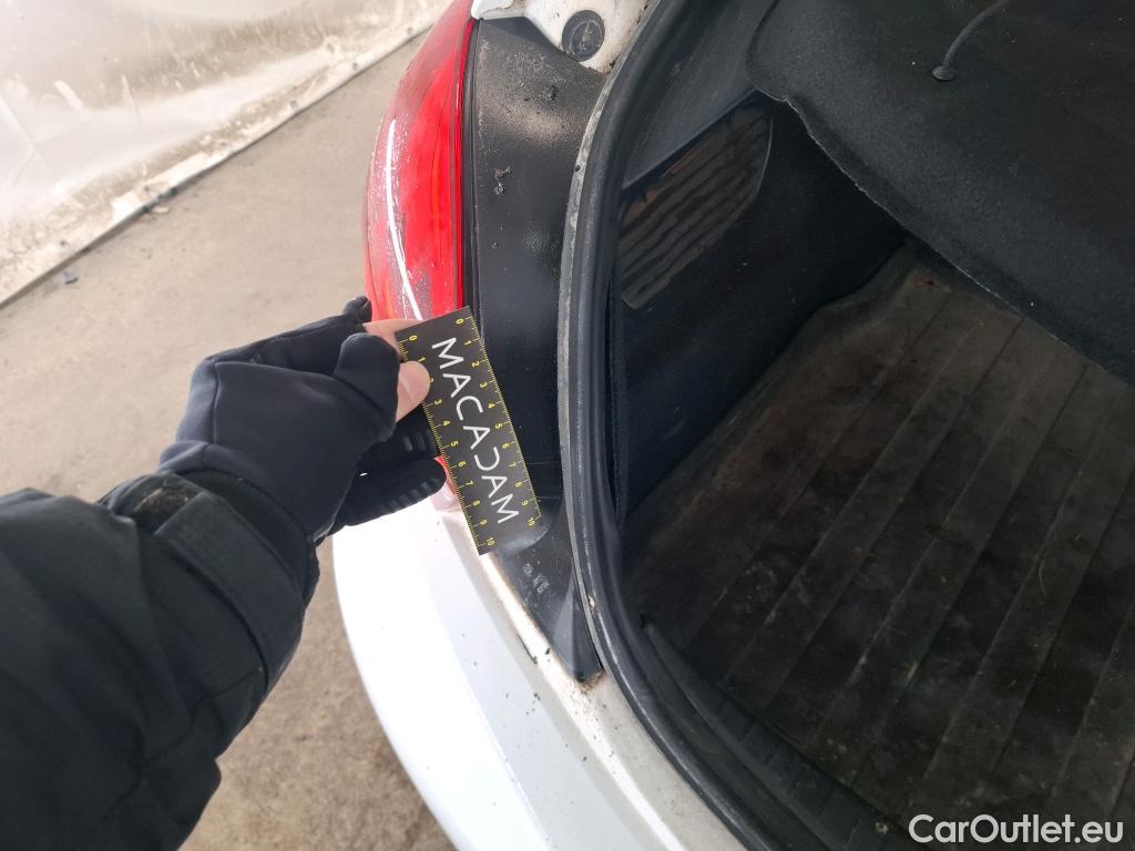  Peugeot  208  Affaire Premium Pack 1.2 80CV BVM5 E6dT #42