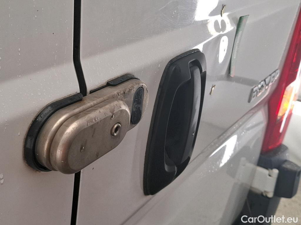  Peugeot  Boxer PEUGEOT  VU 4p Fourgon 2.0 BLUEHDI 110 PREMIUM PA 333 L1H2 #3