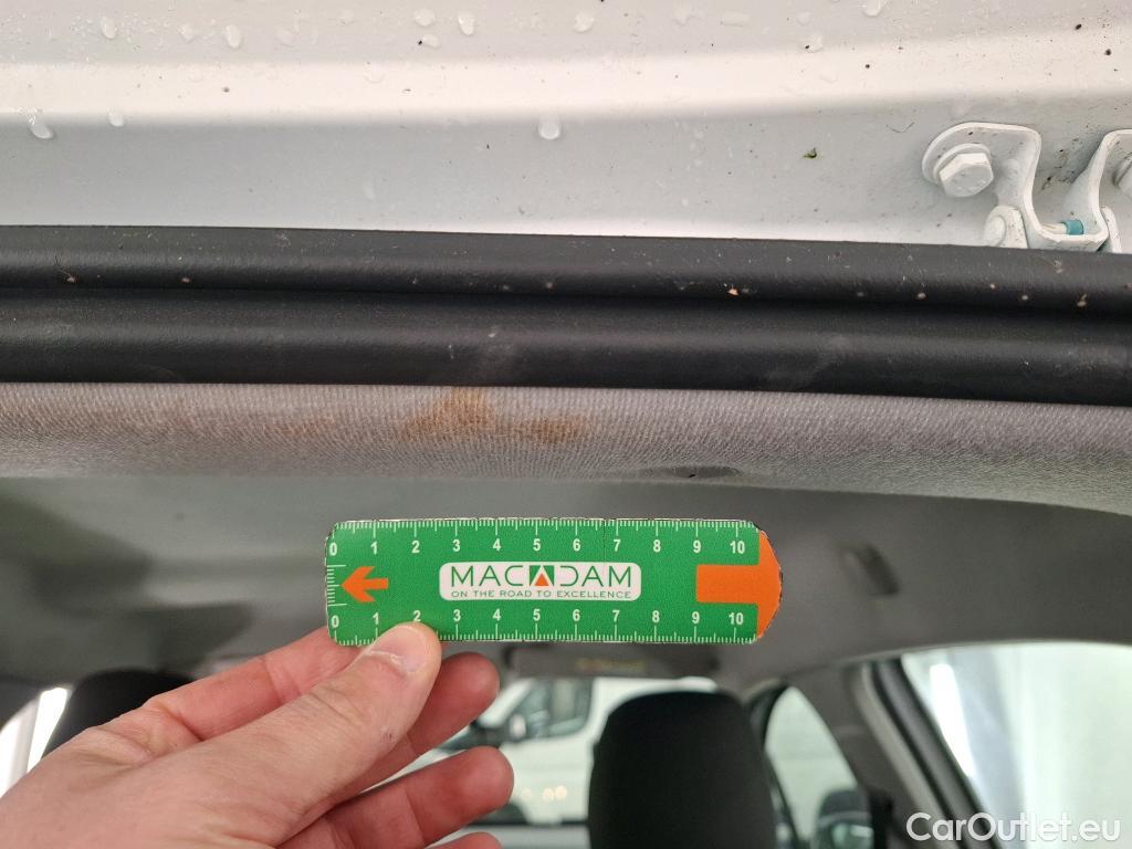  Citroen  C3 CITROEN  Société / 2020 / 5P / Berline / VU BlueHDi 100 S&S BVM6 Feel #24