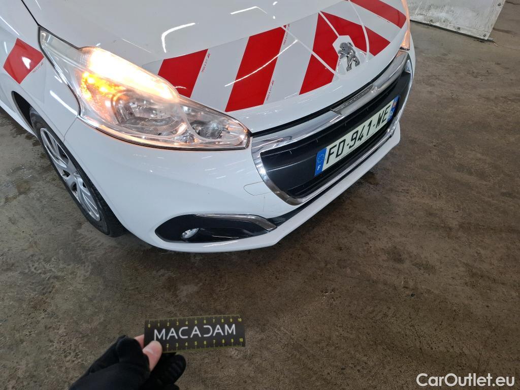  Peugeot  208  Affaire Premium Pack 1.2 80CV BVM5 E6dT #44