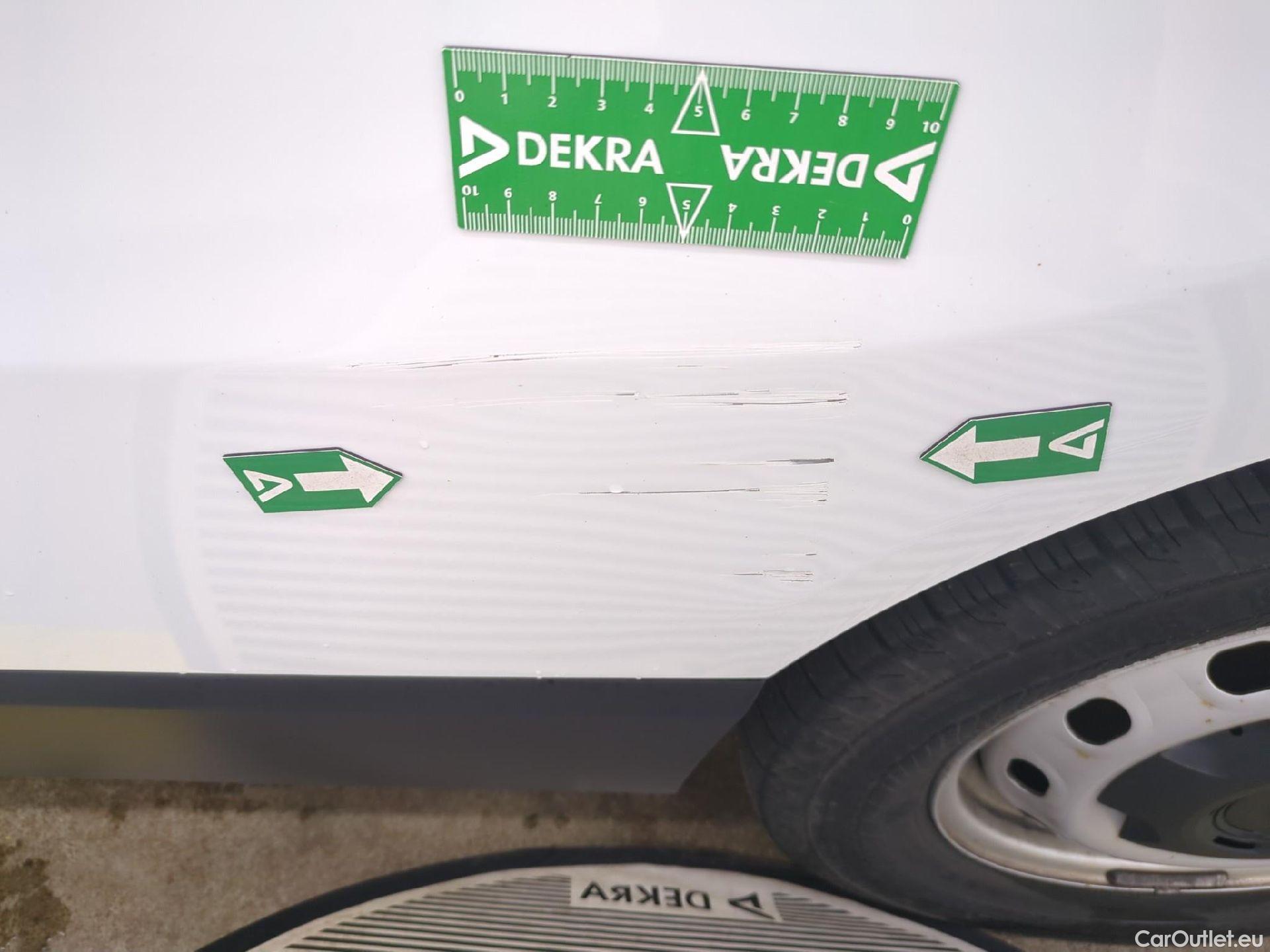  Renault  Trafic  III Fourgon L2H1 3T Confort 2.0 dCi 130CV BVM6 E6d #7