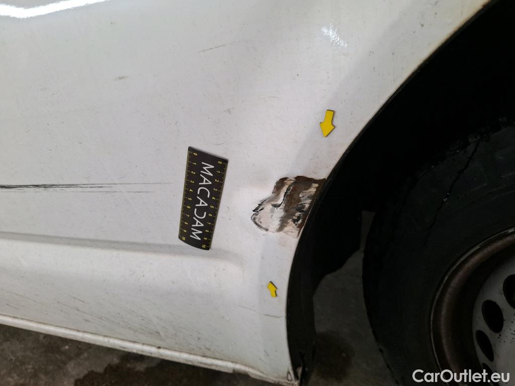  Volkswagen  Transporter VOLKSWAGEN  VU 4p Fourgon 2.0 TDi 110 L2H1 Busi Line Plu #31