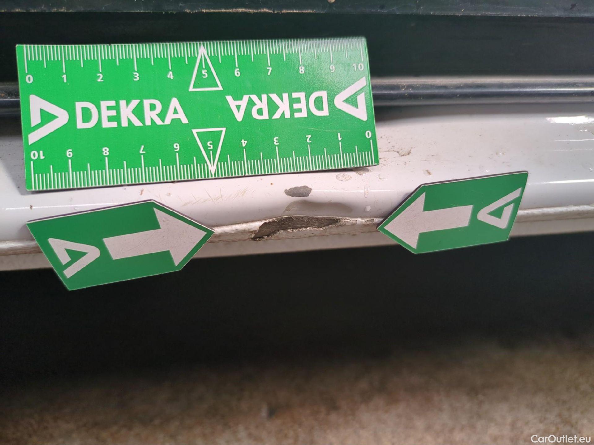  Renault  Trafic  III Fourgon L2H1 3T Confort 2.0 dCi 130CV BVM6 E6d #23