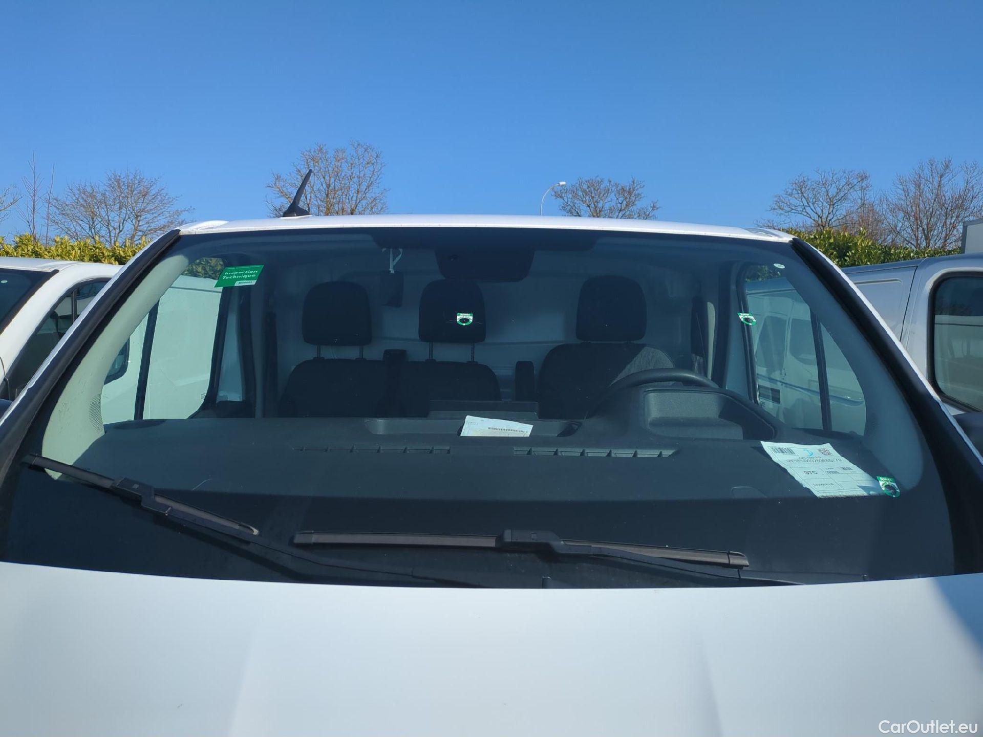  Renault  Trafic  III Fourgon L2H1 3T Confort 2.0 dCi 130CV BVM6 E6d #25