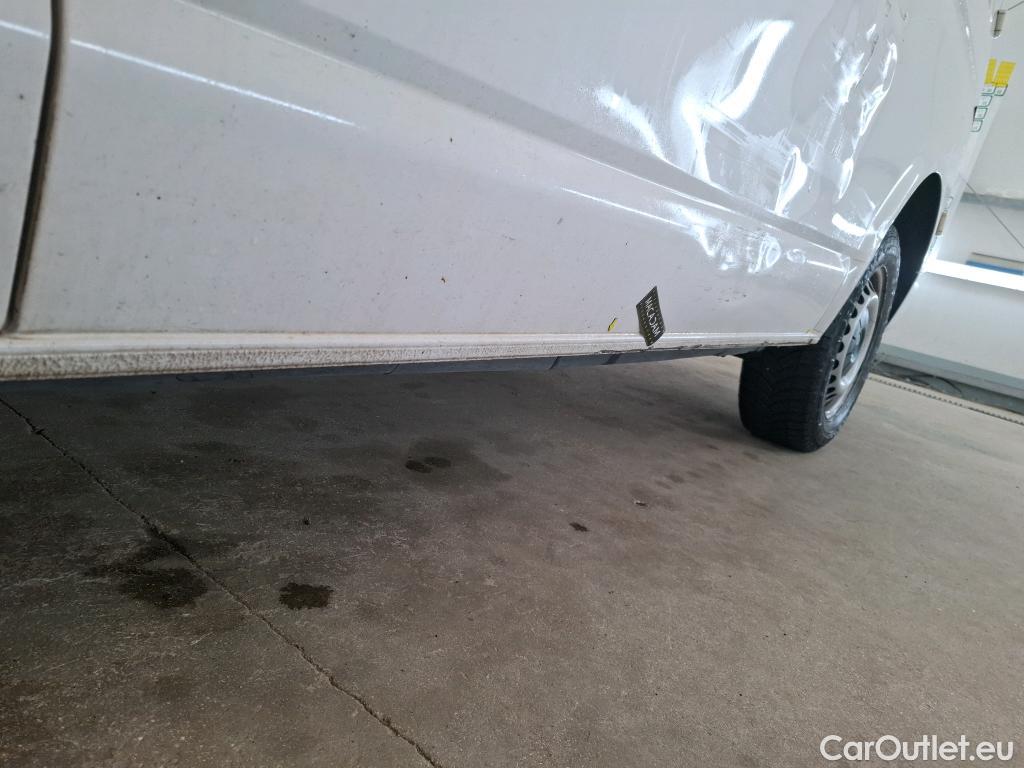  Volkswagen  Transporter VOLKSWAGEN  VU 4p Fourgon 2.0 TDi 110 L2H1 Busi Line Plu #49