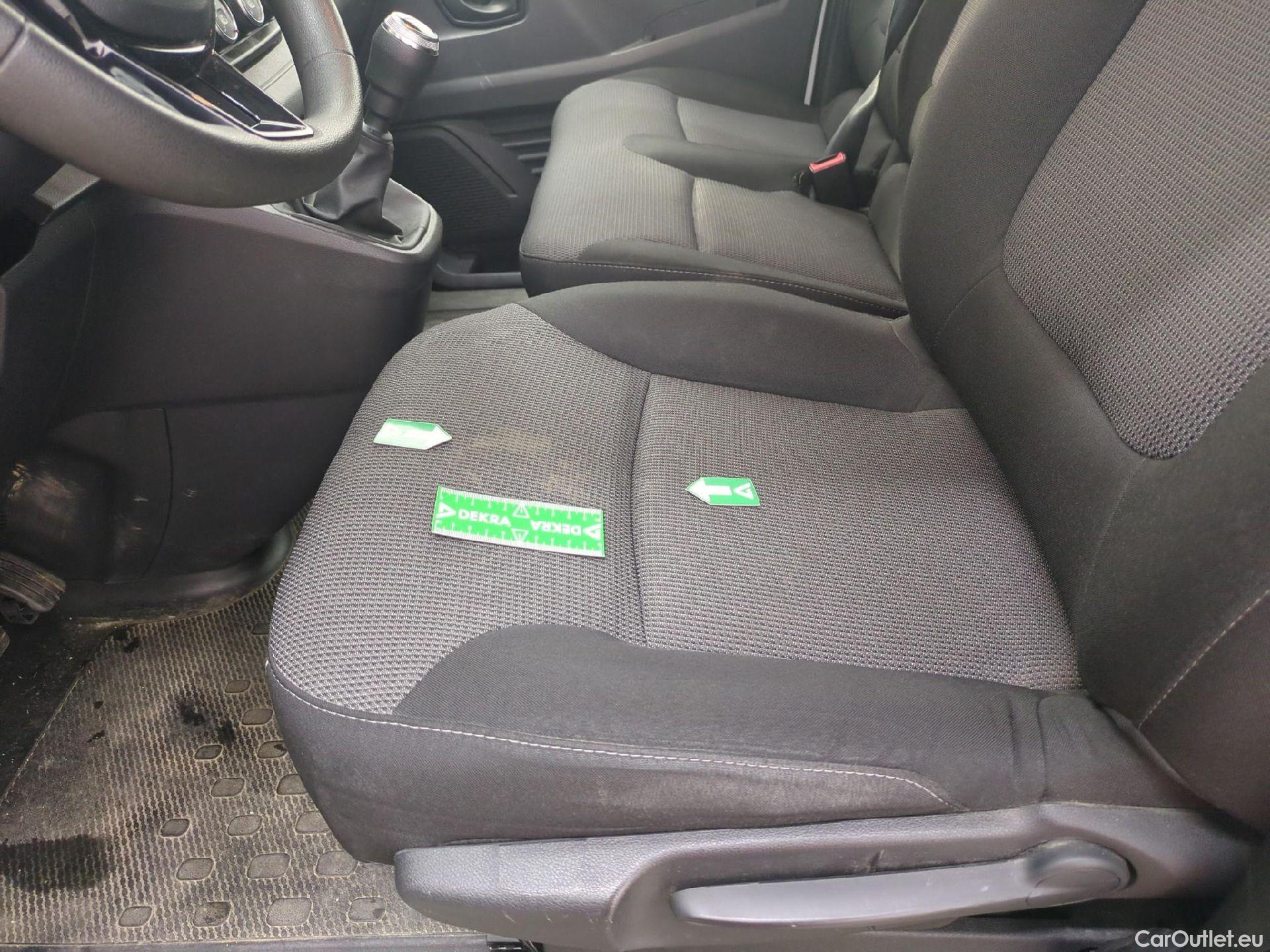  Renault  Trafic  III Fourgon L2H1 3T Confort 2.0 dCi 130CV BVM6 E6d #19