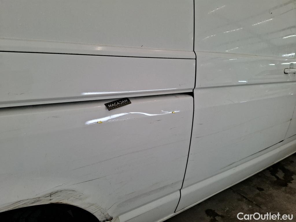  Volkswagen  Transporter VOLKSWAGEN  VU 4p Fourgon 2.0 TDi 110 L2H1 Busi Line Plu #20