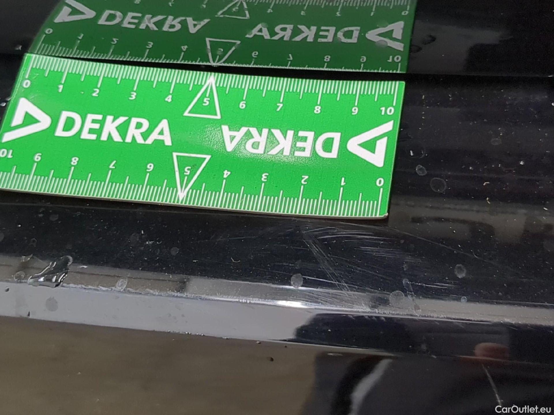  Audi  A4  Avant 35 TFSI Design 2.0 TFSI #7