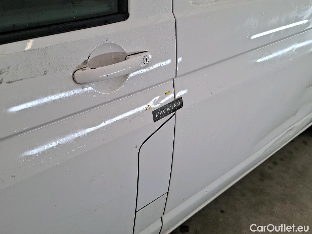  Volkswagen  Transporter VOLKSWAGEN  VU 4p Fourgon 2.0 TDi 110 L2H1 Busi Line Plu #56