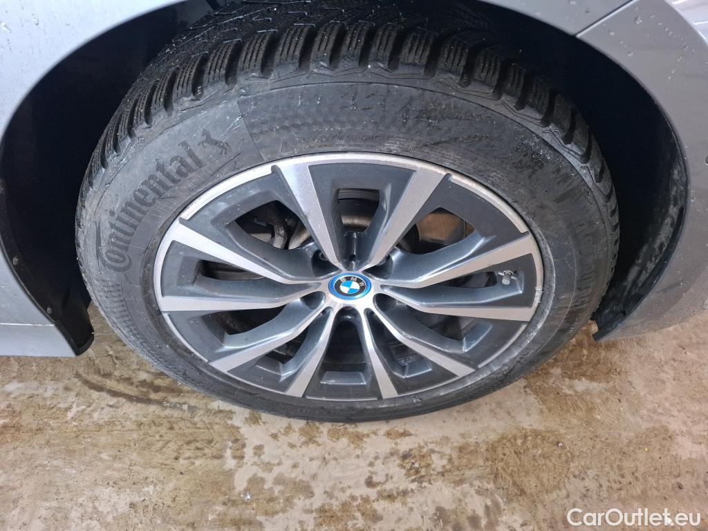  Bmw  Serie 3 BMW Série 3 Touring / 2022 / 5P / Break 320e xDrive 204 Busi Design BVA8 Hybride #31