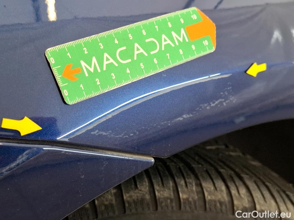  Bmw  Serie 2 BMW  Active Tourer / 2018 / 5P / monospace 225xe Business Design Auto #57