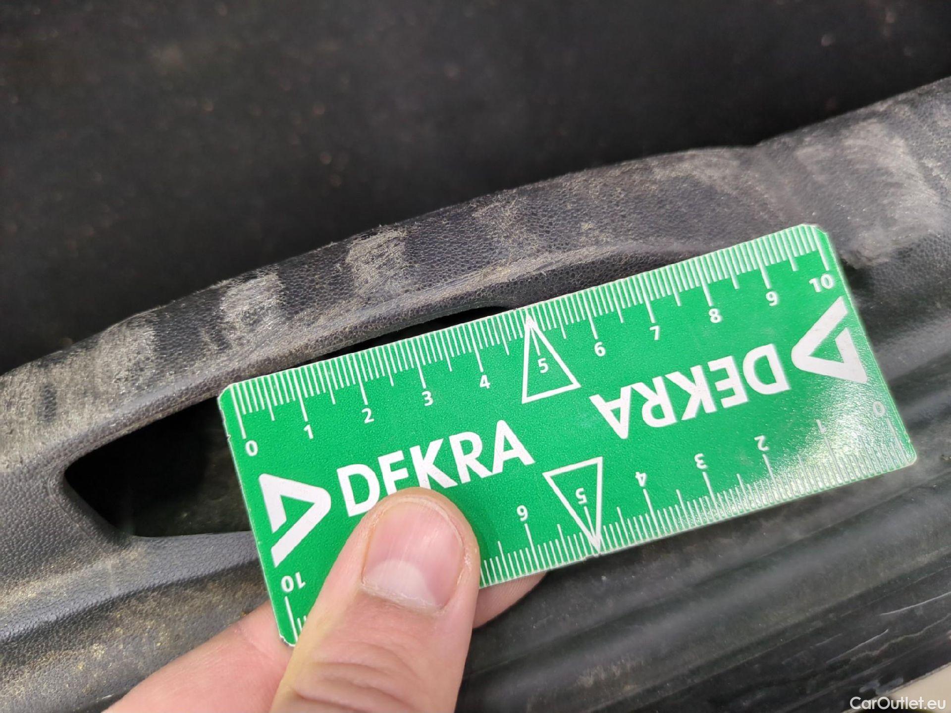  Citroen  C3  Shine Business 1.2 PureTech 110CV BVM6 E6d #6