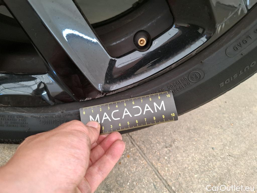  Citroen  C5  Aircross Shine Pack 1.6 PureTech 180CV BVA8 E6d #6