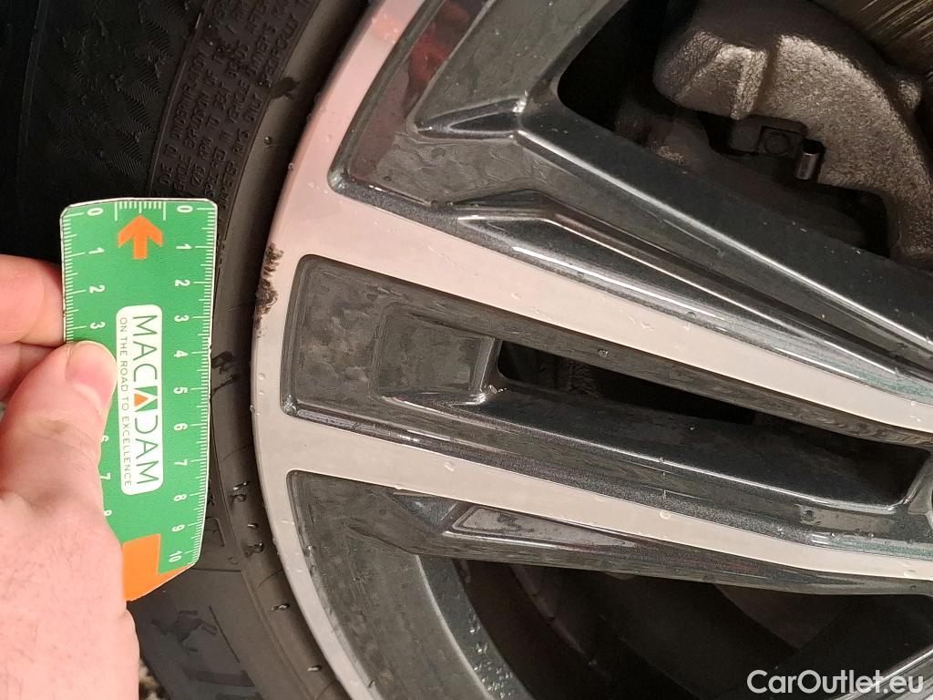  Bmw  Serie 1 BMW Série 1 / 2019 / 5P / Berline 116i DKG7 Business Design #25