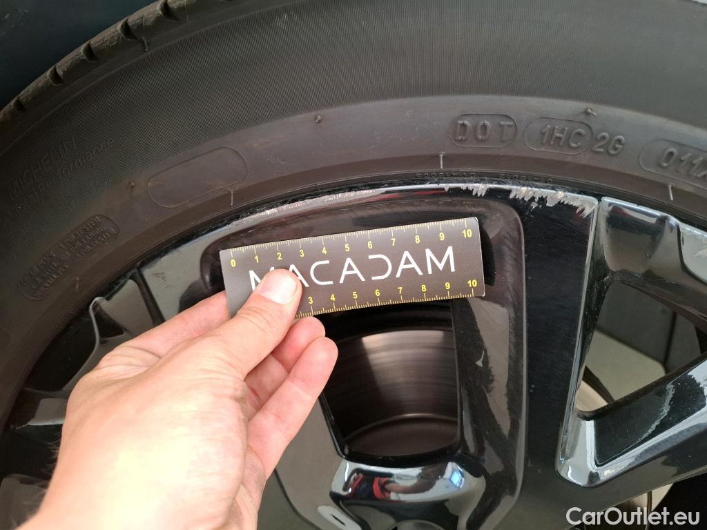  Citroen  C5  Aircross Shine Pack 1.6 PureTech 180CV BVA8 E6d #3