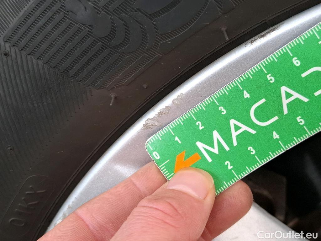  Bmw  Serie 2 BMW  Active Tourer / 2018 / 5P / monospace 225xe Business Design Auto #30