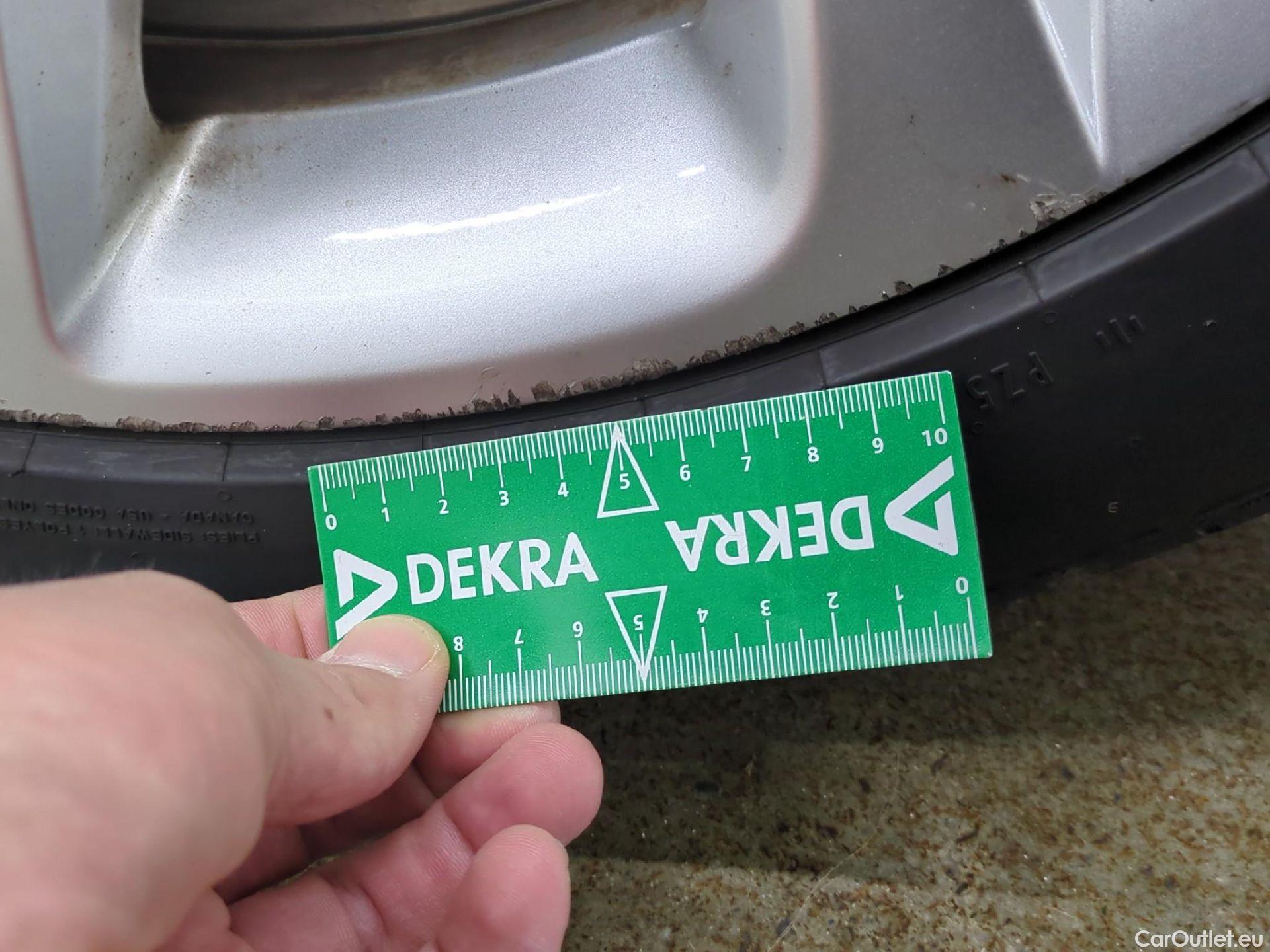  Cupra  Formentor CUPRA  / 2020 / 5P / SUV 1.4 e-HYBRID 204ch DSG6 Business Edition #3