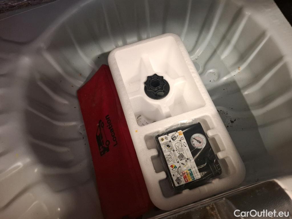  Dacia  Sandero  III Confort 1.0 TCe 90CV BVM5 E6d #3