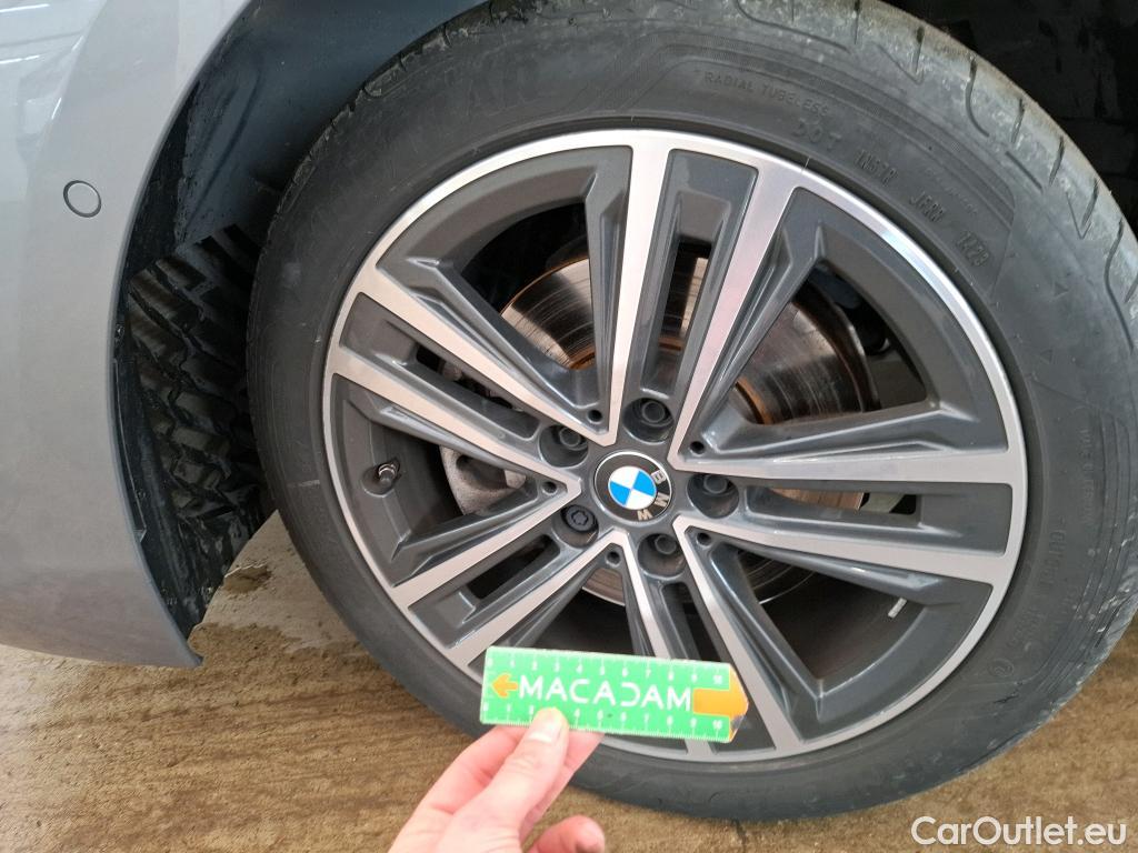  Bmw  Serie 1 BMW Série 1 / 2019 / 5P / Berline 116i DKG7 Business Design #8