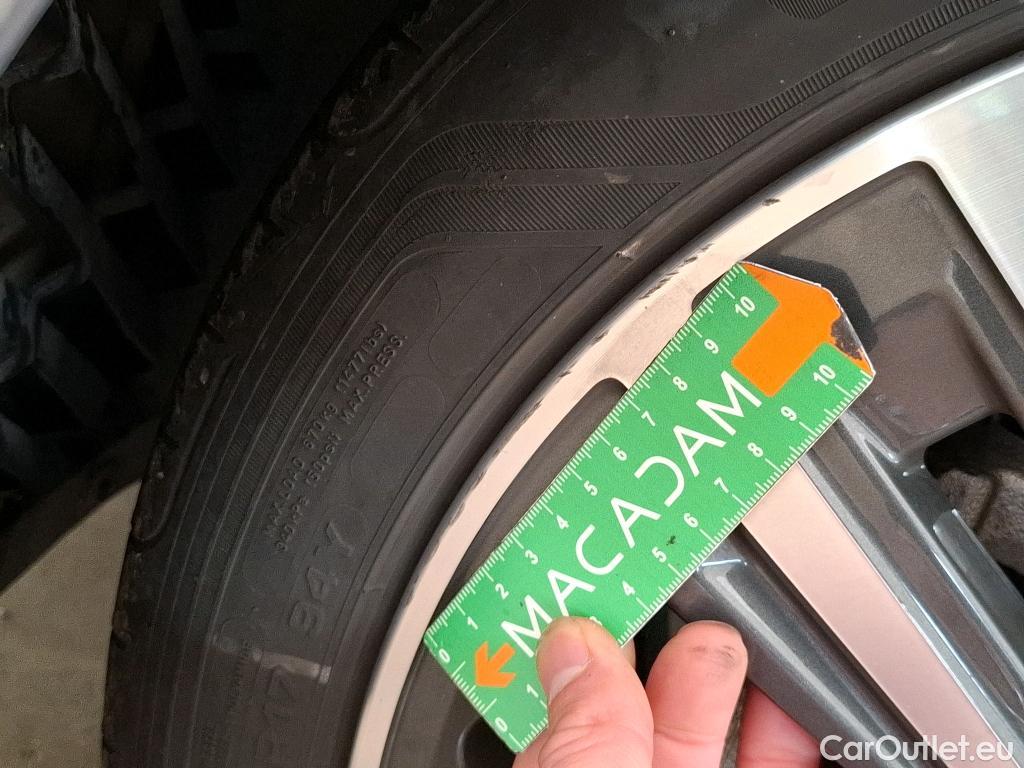  Bmw  Serie 1 BMW Série 1 / 2019 / 5P / Berline 116i DKG7 Business Design #24