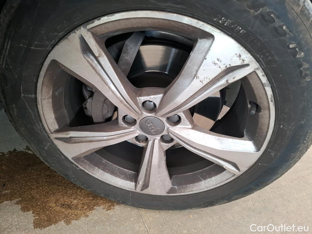  Audi  Q5  avus quattro 2.0 TDI 190CV BVA7 E6 #14