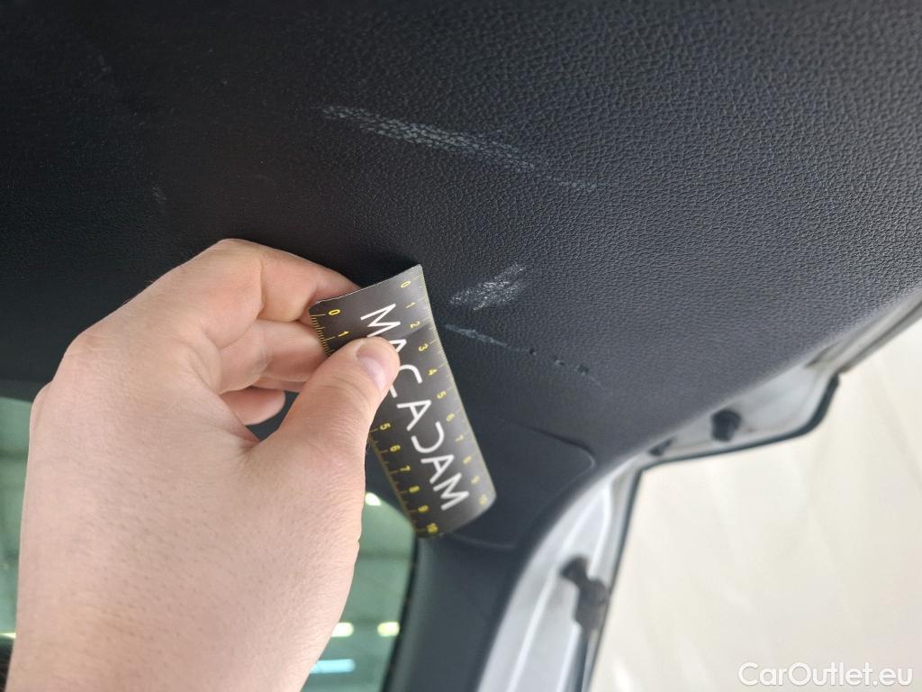  KIA  Sportage KIA  / 2021 / 5P / SUV 1.6 T-GDI 265 PHEV AUTO 4WD DESIGN #10