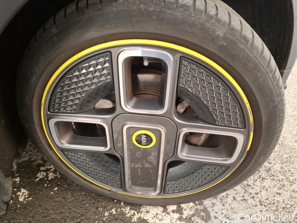  Mini  Cooper MINI Mini / 2014 / 3P / Berline  SE Finition Yours 184 ch BVA #27