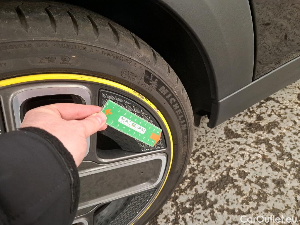  Mini  Cooper MINI Mini / 2014 / 3P / Berline  SE Finition Yours 184 ch BVA #24