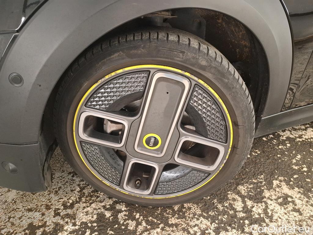  Mini  Cooper MINI Mini / 2014 / 3P / Berline  SE Finition Yours 184 ch BVA #38