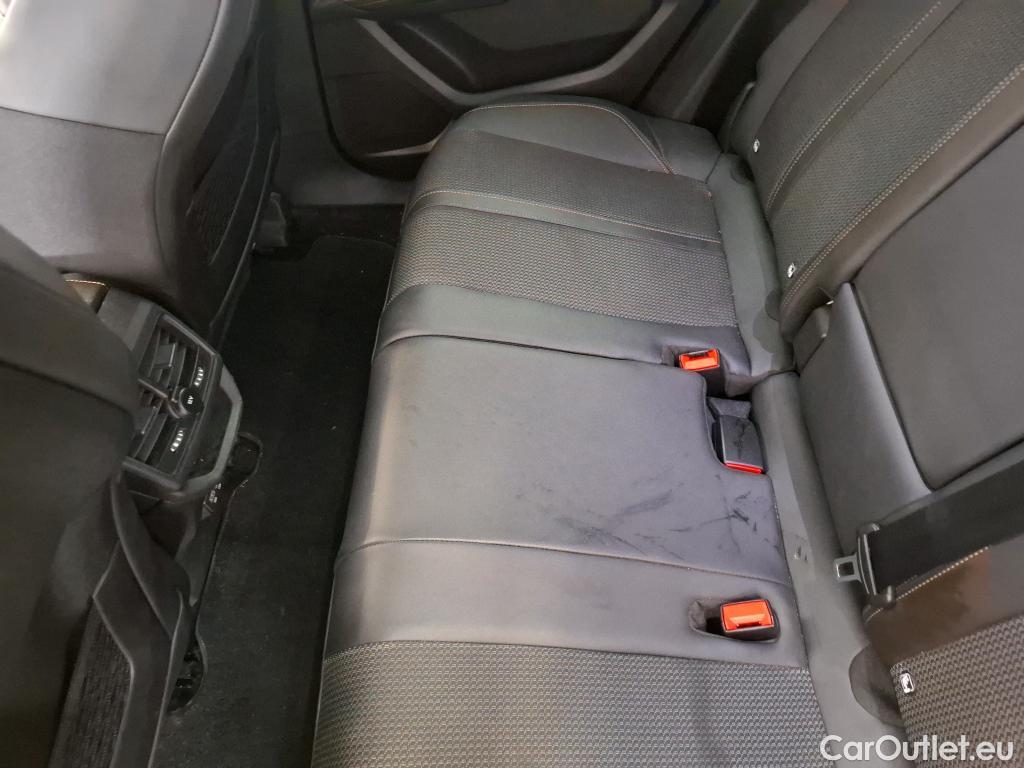  Peugeot  3008  GT 1.2 PureTech 130CV BVA8 E6d #25