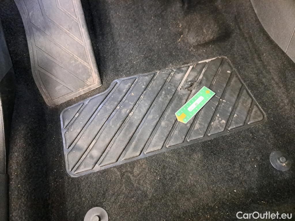  Peugeot  3008  II Allure Pack 1.2 PureTech 130CV BVA8 E6d #7