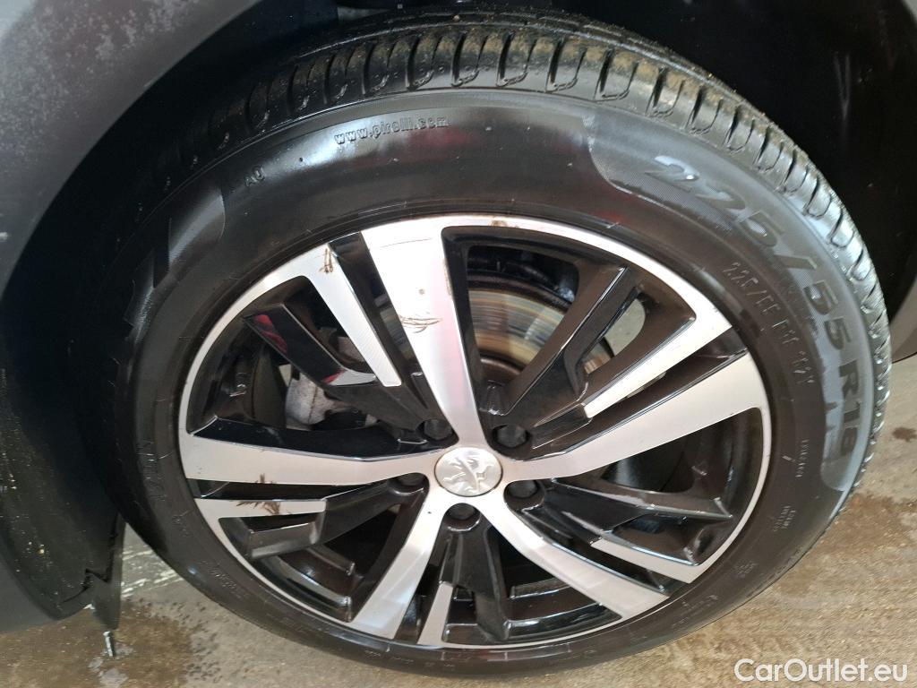  Peugeot  3008  II GT 1.2 PureTech 130CV BVA8 E6d #6