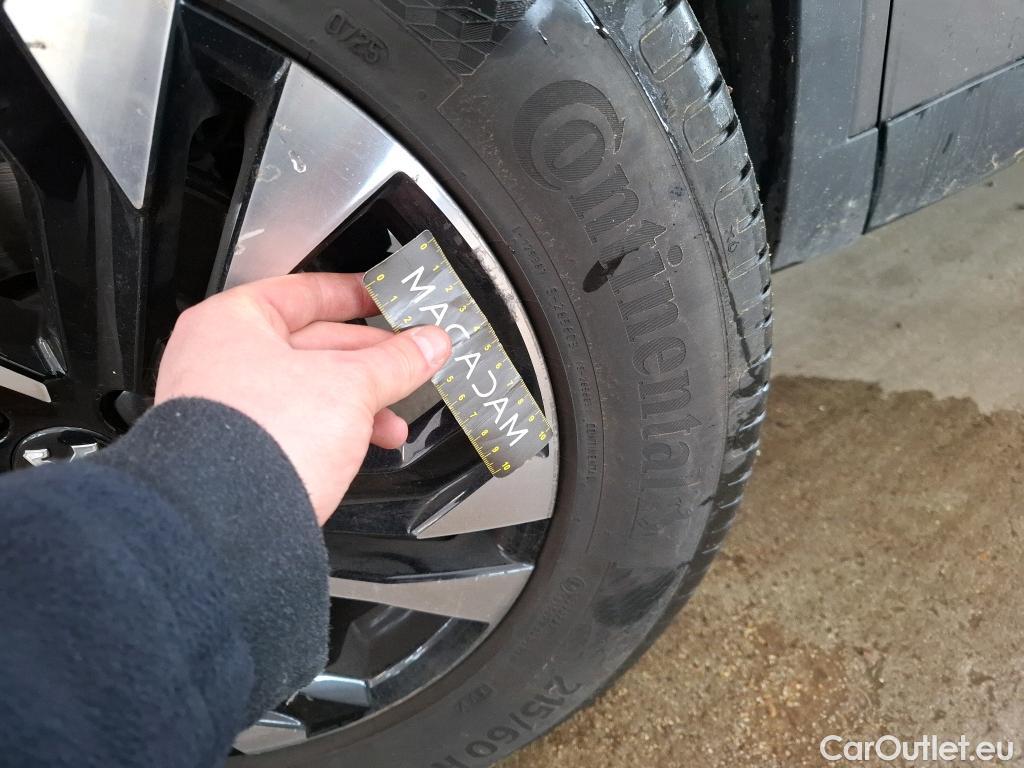  Peugeot  2008  Allure Business 1.2 PureTech 130CV BVA8 E6d #12