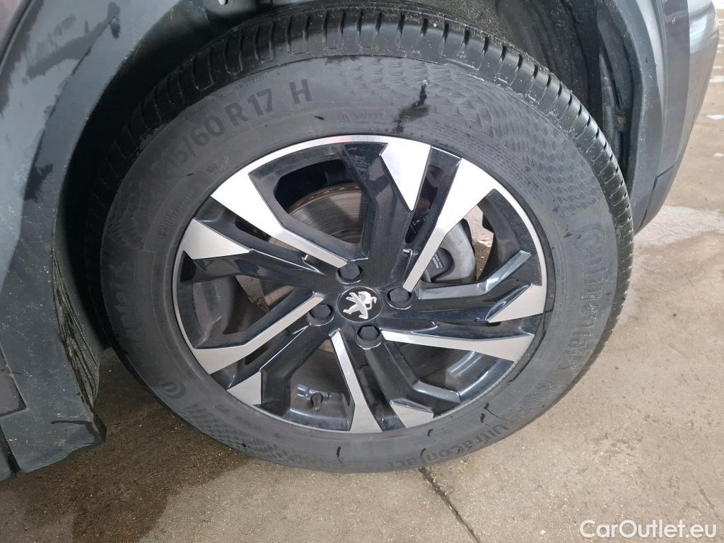  Peugeot  2008  Allure Business 1.2 PureTech 130CV BVA8 E6d #15