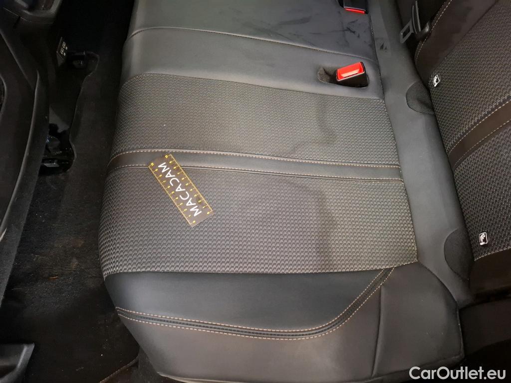  Peugeot  3008  GT 1.2 PureTech 130CV BVA8 E6d #24