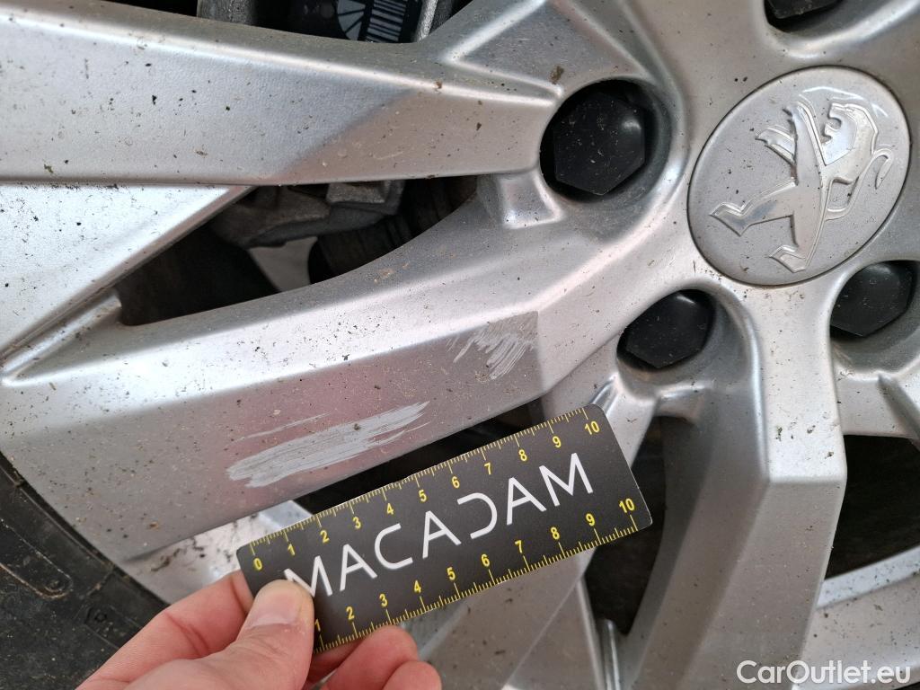  Peugeot  5008  Active Business 1.2 PureTech 130CV BVM6 E6d #12