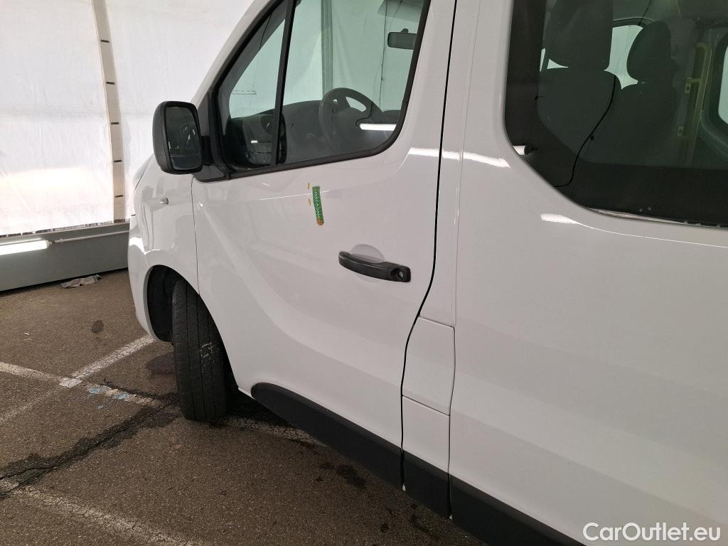  Renault  Trafic RENAULT  4p Combi Zen L1 dCi 95 S&S - 18 - 8 places #9