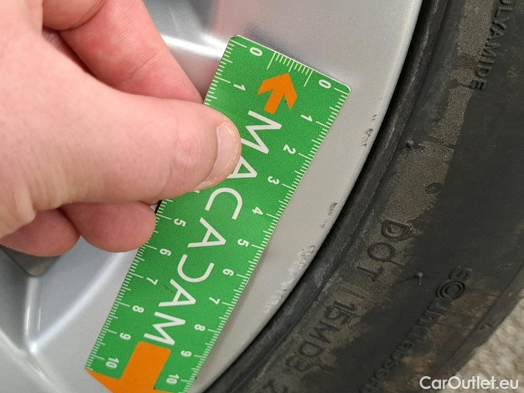  Tesla  Model 3 TESLA  / 2018 / 4P / Berline Grande Autonomie #18