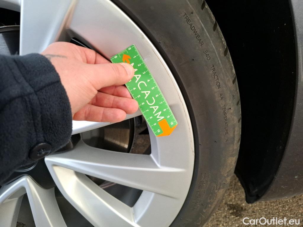  Tesla  Model 3 TESLA  / 2018 / 4P / Berline Grande Autonomie #9