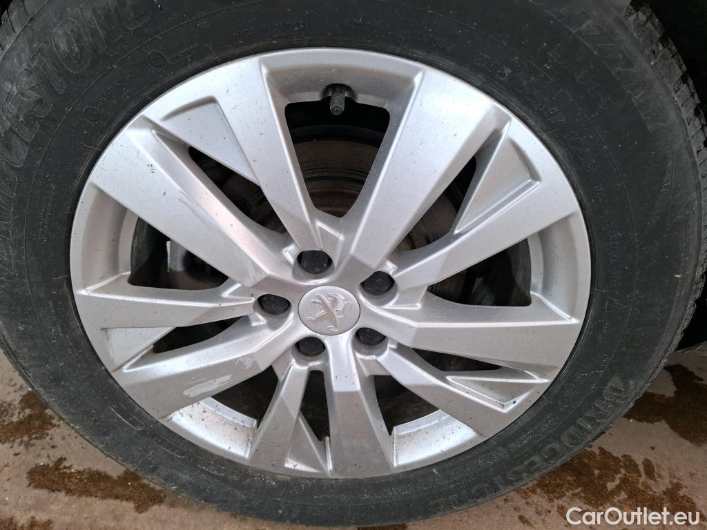  Peugeot  5008  Active Business 1.2 PureTech 130CV BVM6 E6d #9