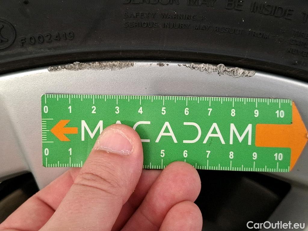  Tesla  Model 3 TESLA  / 2018 / 4P / Berline Grande Autonomie #3