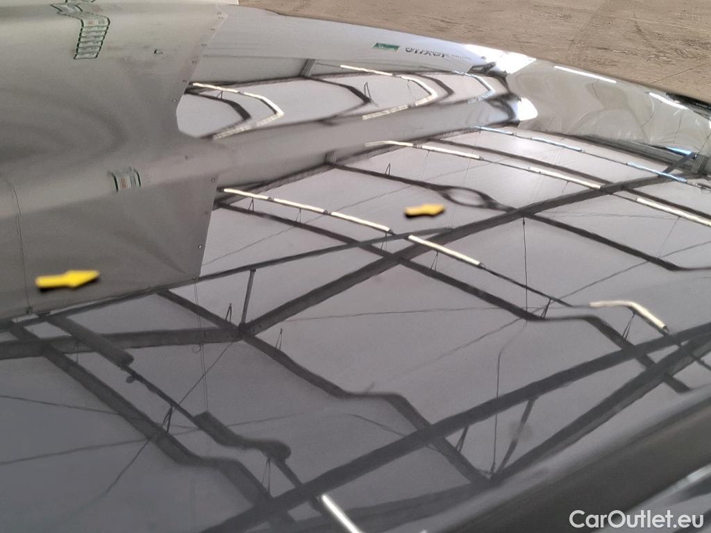  Toyota  Yaris TOYOTA  Hybride / 2019 / 5P / Berline Hybride 116h Dynamic Business Beyond Zer #7