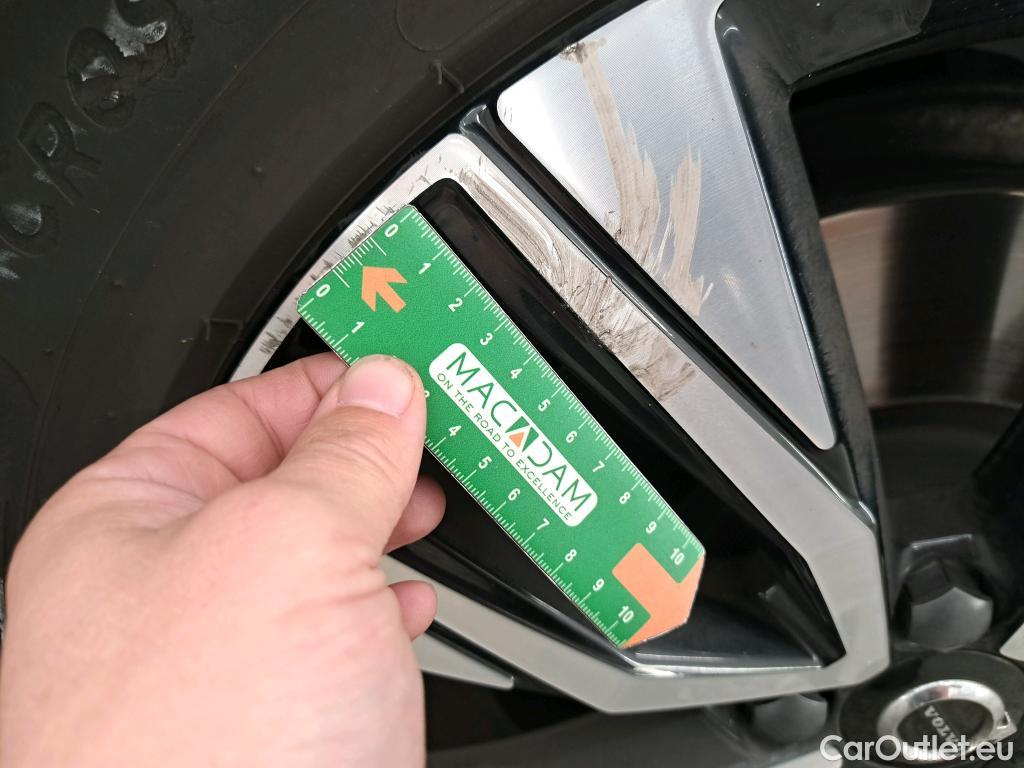  Volvo  XC60  Plus Style Dark 2WD 2.0 B4 195CV BVA8 E6d #29